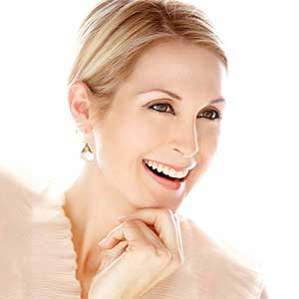 Kelly  Rutherford