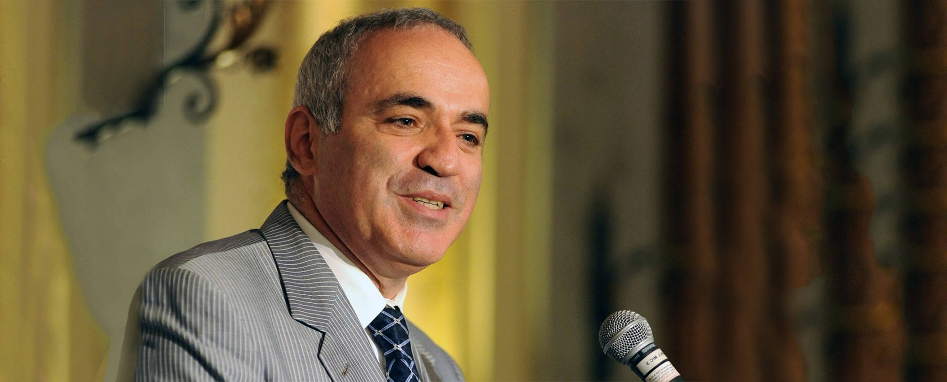 Garry  Kasparov