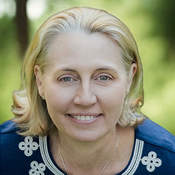 Maureen  Healy