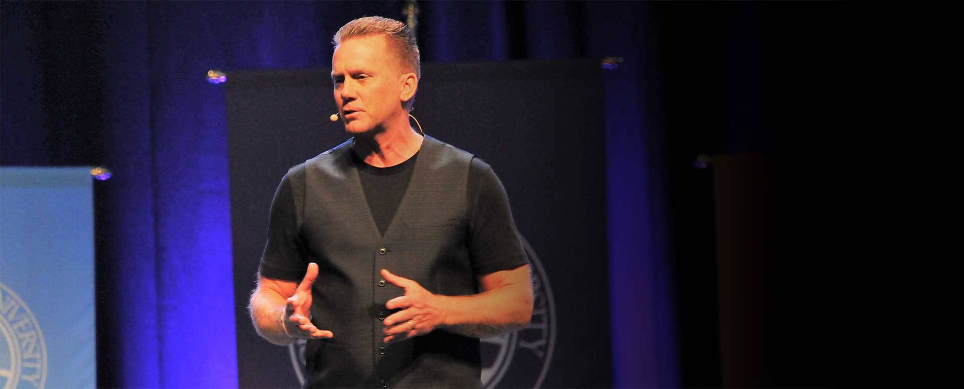 Davlin Book Dave Davlin for Speaking, Events and Appearances | APB Speakers