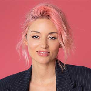 Caroline D'Amore thumbnail